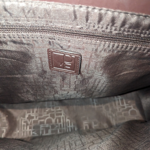 Authentic DIANE VON FURSTENBERG DVF Signature Logo Large Shoulder Bag Red Black - Picture 5 of 7